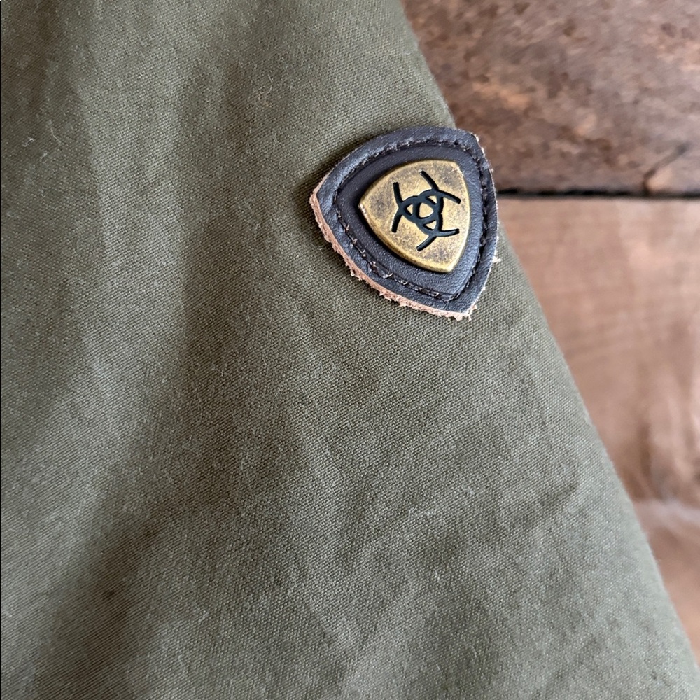 Ariat NWOT cloverfield coat! The color is called earth! - Picture 4 of 13